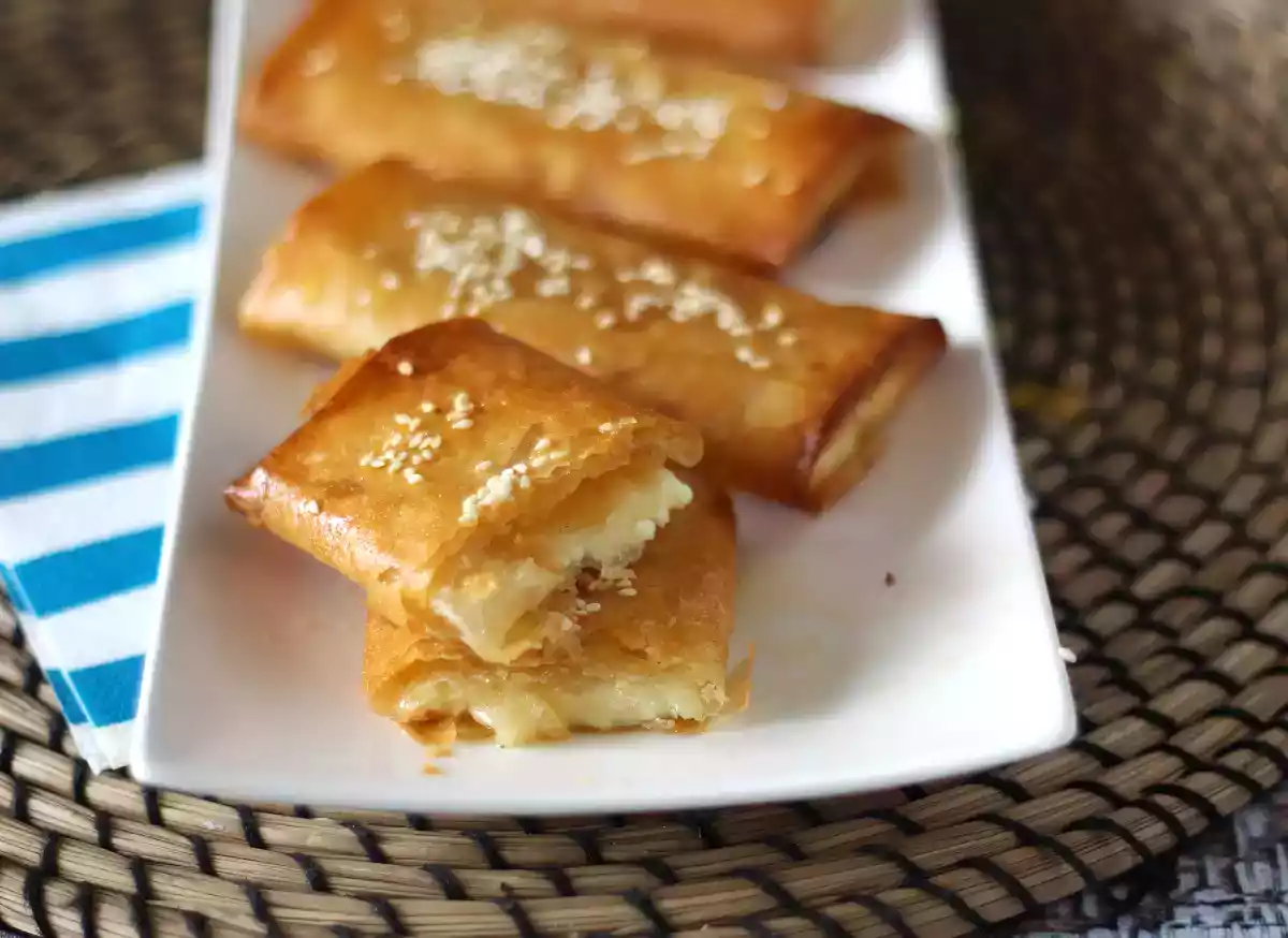 8. Bagt feta saganaki: det græske touch, der gør sig selv