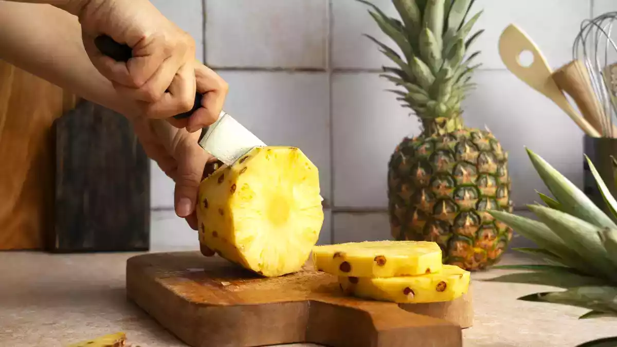 Klør din tunge, når du spiser ananas?