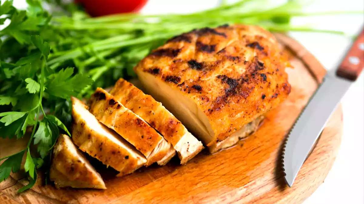 Fejlene, der gør din kylling tør på grillen (og hvordan du retter dem)