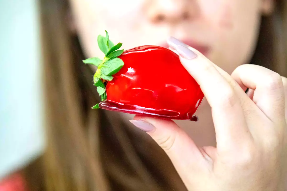 Strawberry Love: Hemmeligheden bag at gøre skindet sprødt og skinnende derhjemme