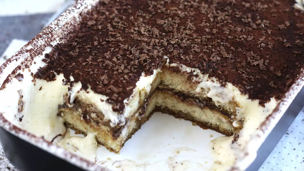 Italien søger 100 frivillige dommere til verdensmesterskabet i tiramisu.