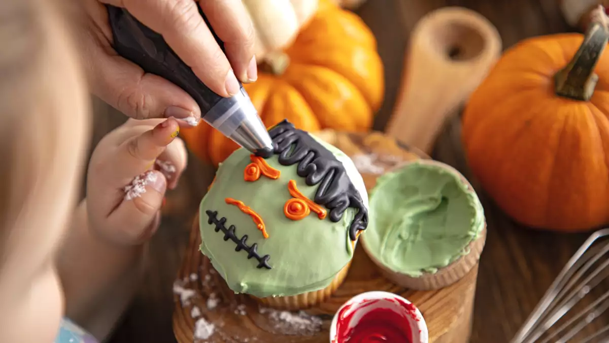 Fire fejl med madfarver, der forklarer, hvorfor dine halloweendesserter ikke bliver, som du havde håbet.