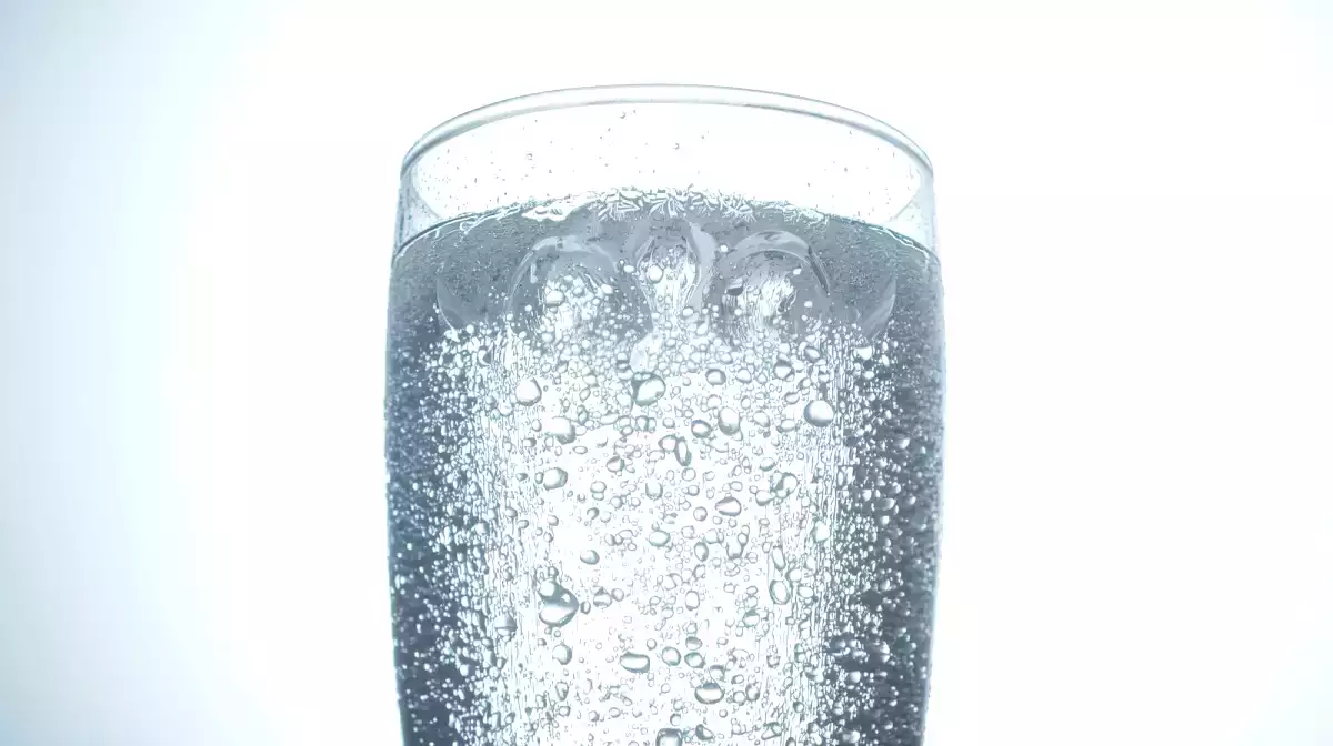 Det ser sundere ud end en sodavand, men danskvand kan forstyrre dit fordøjelsessystem, hvis du ignorerer disse detaljer...