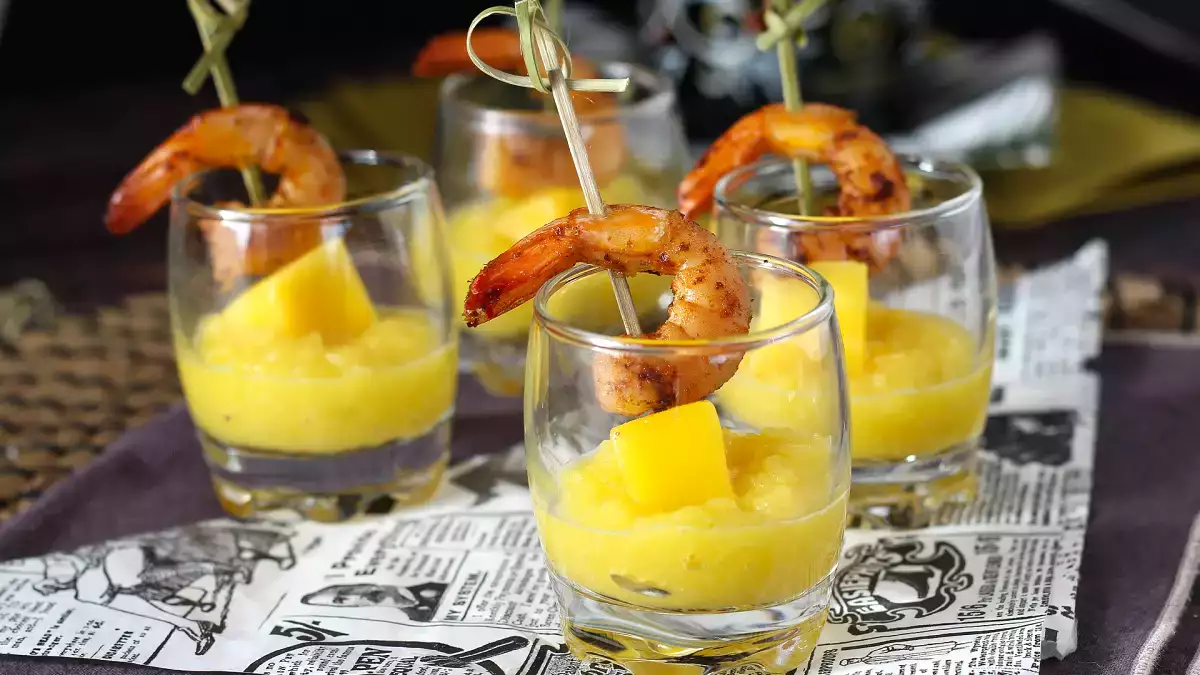 12 ideer med frisk frugt til at overraske ved aftensmaden fra den første toast til den sidste skefuld