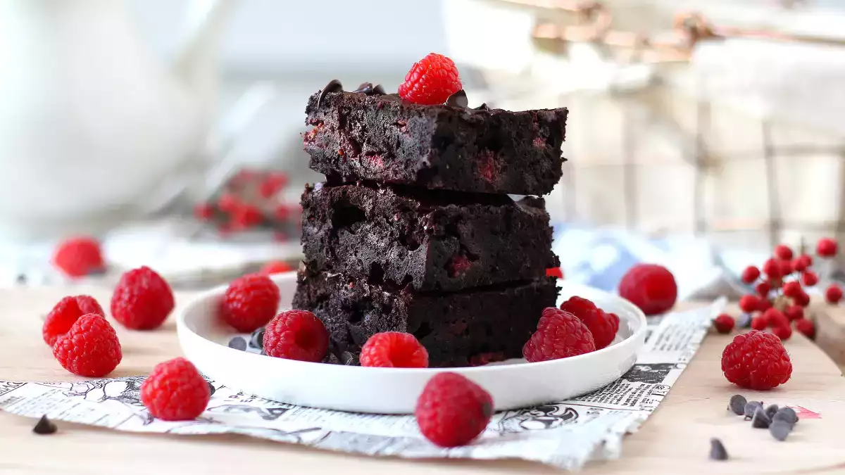 Paradokset med at slukke for ovnen: 9 opskrifter, der bliver ved med at koge af sig selv (og hvorfor denne teknik virkelig virker)