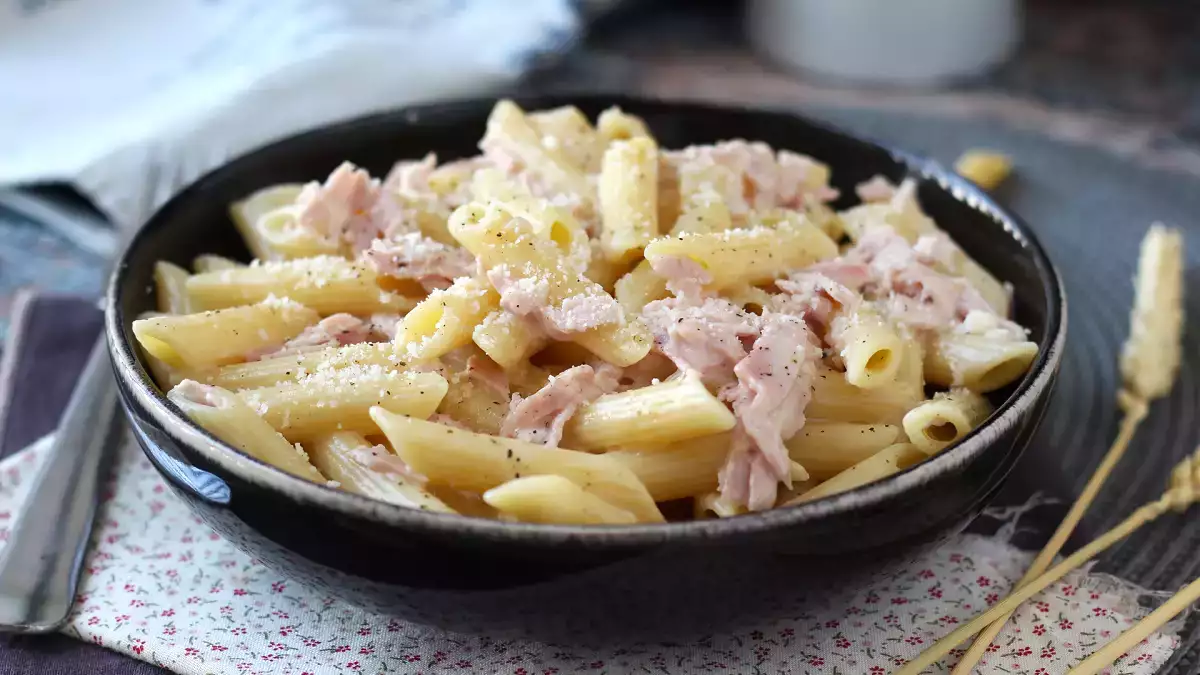 8 livreddende opskrifter til studerende: Hvad skal man lave, når spisekammeret og køleskabet er næsten tomt?