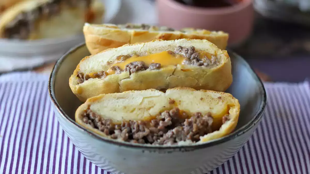 7 opskrifter lavet med pizzadej (som ikke er pizza), der er absurd lækre