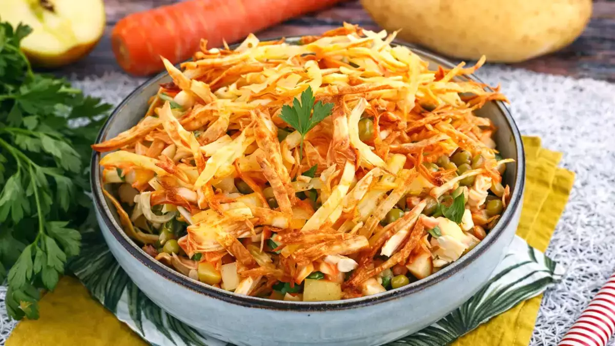 Ikke kun til sommer: 10 sunde, hurtige og farverige forårssalater