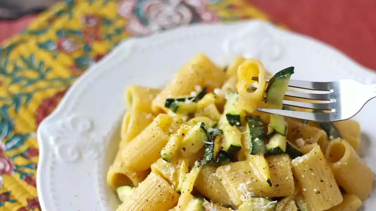 8 billige vegetariske forretter, som jeg altid laver, når jeg vil bruge lidt penge, men spise godt