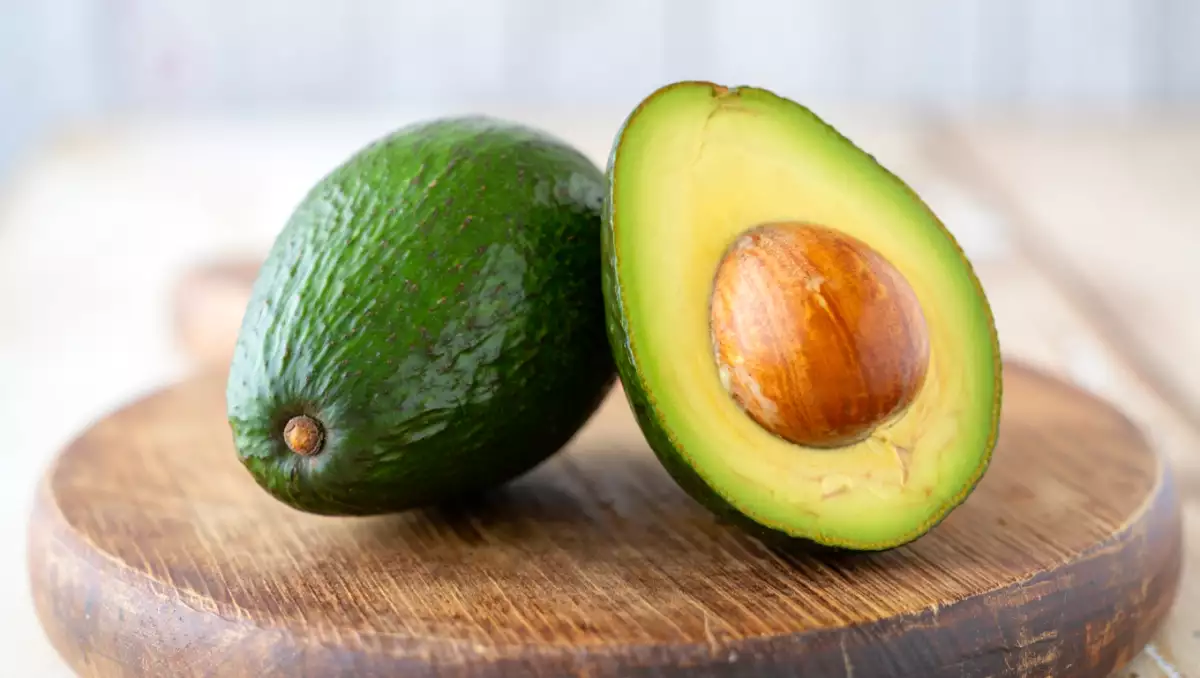 Spar på indkøbskurven: Denne billigere fødevare erstatter avocado uden at gå på kompromis med næringsstofferne