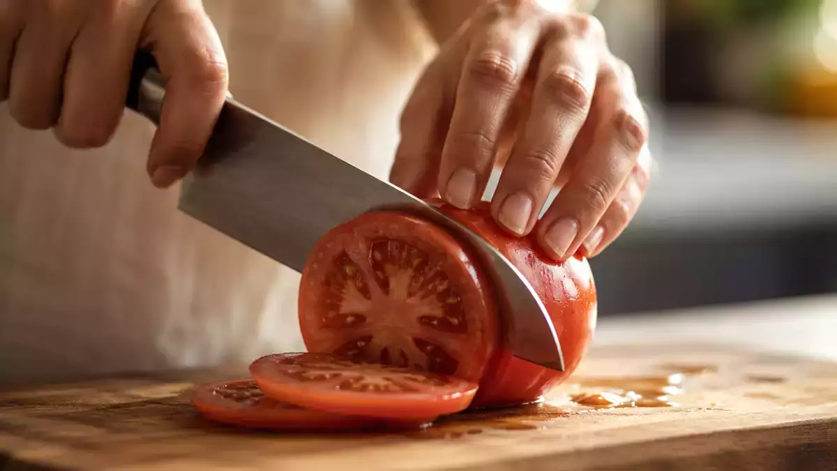 5 ingredienser, der kan skade dine knive, uden at du ved det