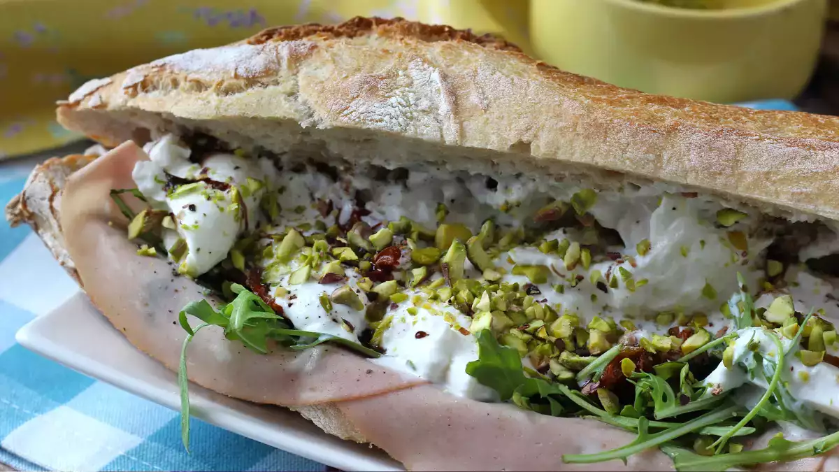 Mortadella, burrata og pistacienødder: hvorfor denne italienske kombination er overalt lige nu