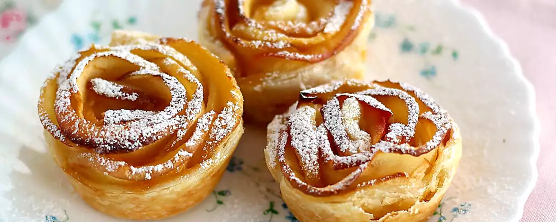 Æble- og butterdejsroser: Valentinsdagsdesserten, der ligner bagværk.