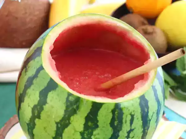 Vandmelon: meget mere end en sommerfrugt, det er en sundhedsalliance, du kan bide i!