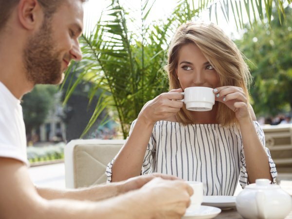 Hvordan din kop påvirker smagen af den kaffe, du drikker hver dag