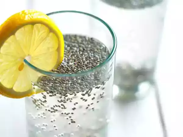 Kun 3 ingredienser til at rense din krop og genoplade dine batterier hver dag: den virale opskrift på indre brusebad