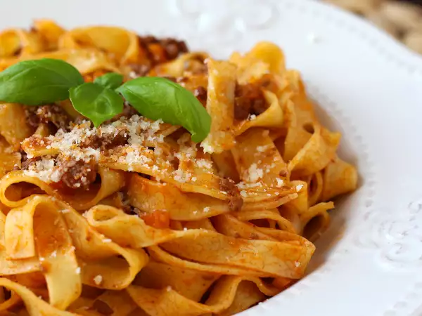 De 7 mest ikoniske italienske pastaopskrifter, du skal prøve mindst én gang i dit liv