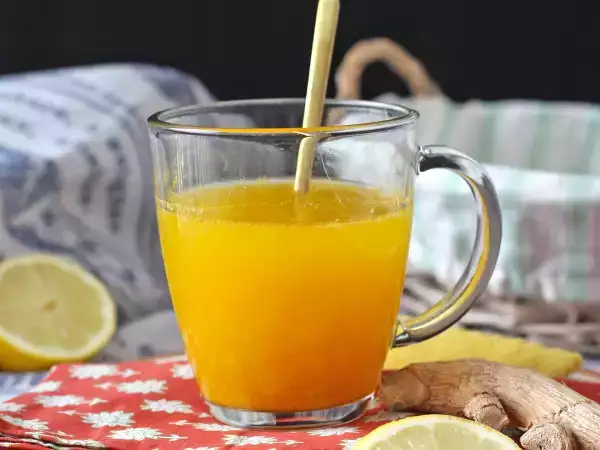 Træt om morgenen? Prøv denne drik, der vækker hele din krop!