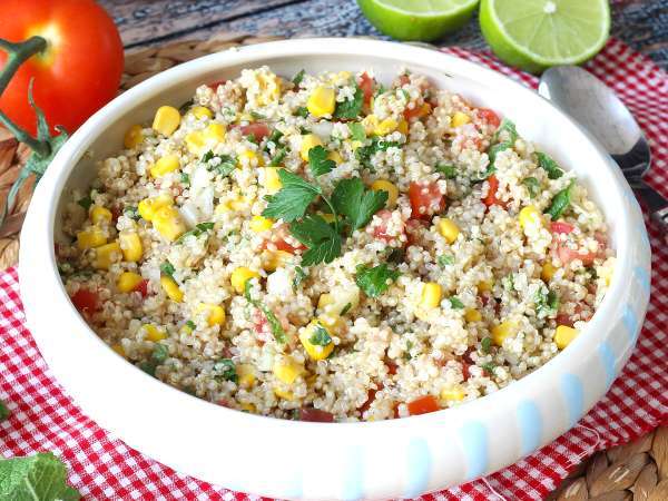 18 lette opskrifter, der skåner din mave mellem festerne uden at gå på kompromis med smagen