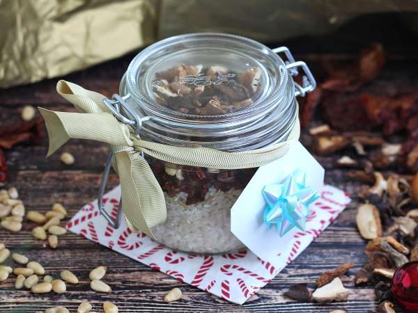 Denne jul kan du overraske alle med en gourmetgave, som du selv har lavet: Det koster lidt, men er meget værd