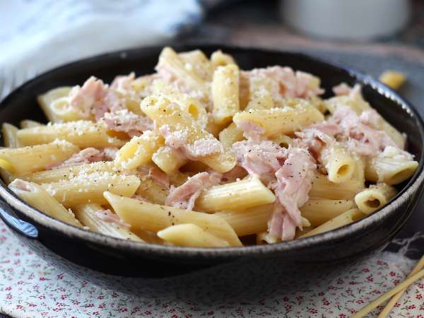 8 livreddende opskrifter til studerende: Hvad skal man lave, når spisekammeret og køleskabet er næsten tomt?