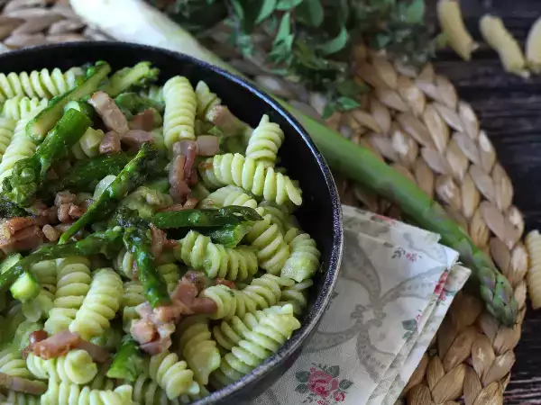 Hvad skal du lave i marts: 10 nemme og overraskende sæsonbetonede opskrifter til ugens menu