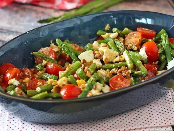 Forår på bordet: 19 farverige retter, der øjeblikkeligt forbedrer humøret