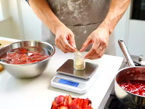 Agar-agar eller gelatine: Hvordan konverterer du uden at ødelægge dine desserter?