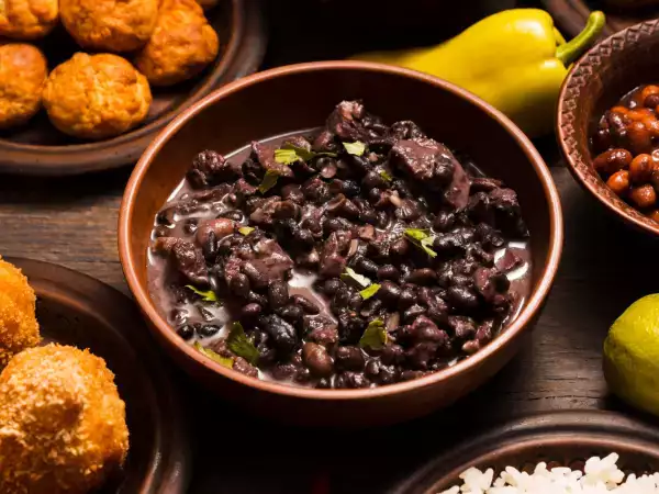 Oplev 10 opskrifter, der engang blev betragtet som fattige, men som er blevet sande gastronomiske perler!