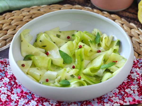 Det sikre trick til marinerede courgetter: Sådan bliver de perfekte og smagfulde som på restauranten