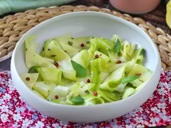 Det sikre trick til marinerede courgetter: Sådan bliver de perfekte og smagfulde som på restauranten