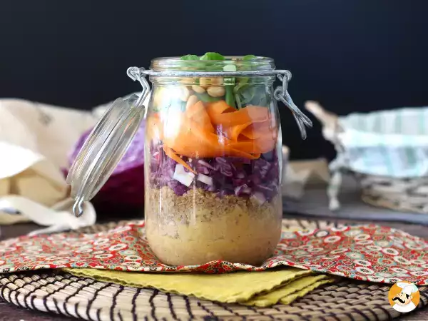 Disse helt simple fejl kan ødelægge en salat i et glas, allerede inden frokosttid...