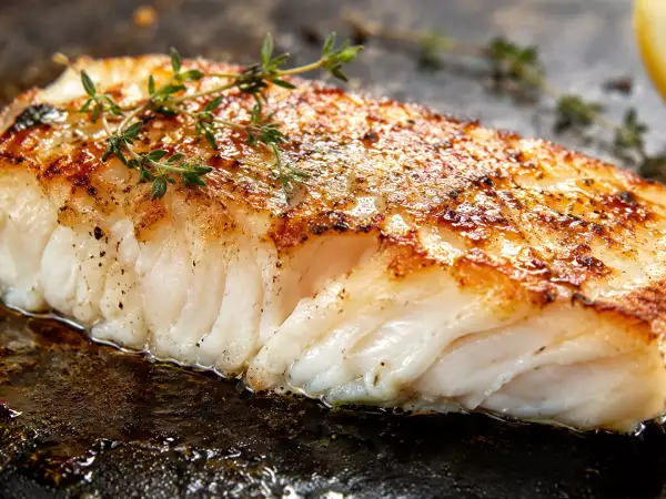 Flydende saltlage: de store kokkes hemmelighed til at gøre grillet fisk endnu mere velsmagende