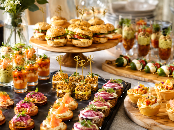 Hjemmelavet buffet: 28 mini-opskrifter til en aperitif, der kan måle sig med en cateringvirksomhed