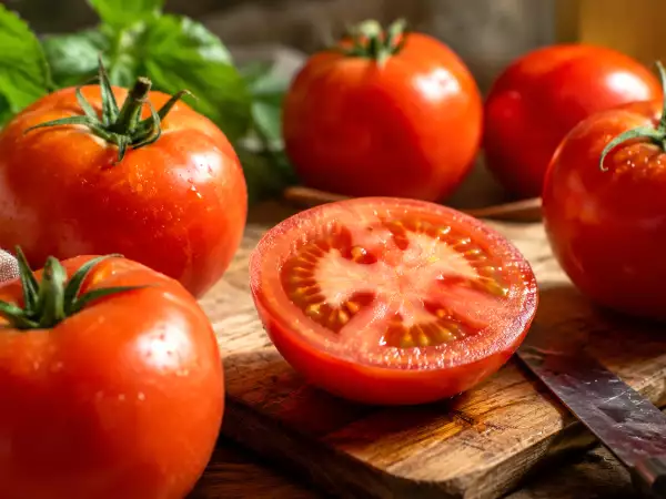 Er tomaten en frugt eller en grøntsag? Det klare og enkle svar, der sætter en stopper for debatten