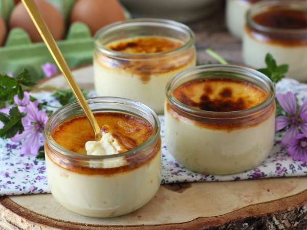 Sommerdesserter uden ovn: 6 opskrifter med luftfritøren til nemme og uimodståelige desserter