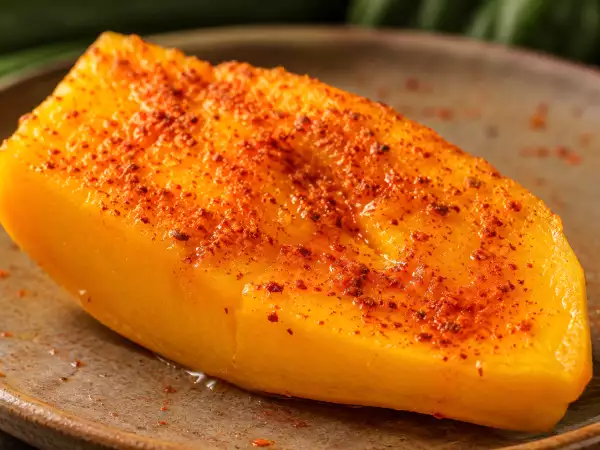 Hvorfor elsker sommerfrugter salt, citron og krydderier?