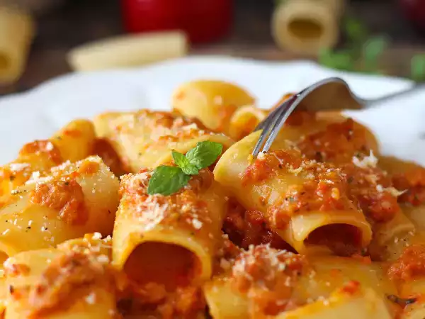 Den lille detalje, der forvandler pasta med peberfrugter: Prøv dette tip, så vil du lave retten igen og igen
