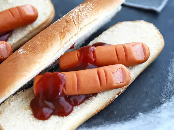 Skal du holde Halloweenbuffet? Her er 8 salte opskrifter, du kan prøve