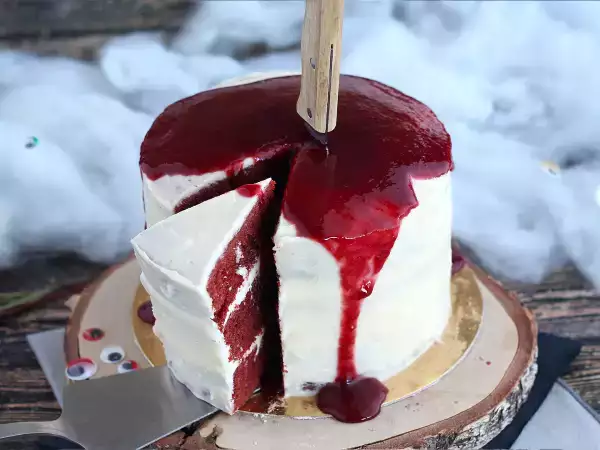 Red Velvet til Halloween: den spektakulære kage, der straks gør indtryk
