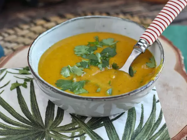 Bliver græskarsuppen for tynd? Steg græskarret først for at få en tykkere og mere smagfuld suppe