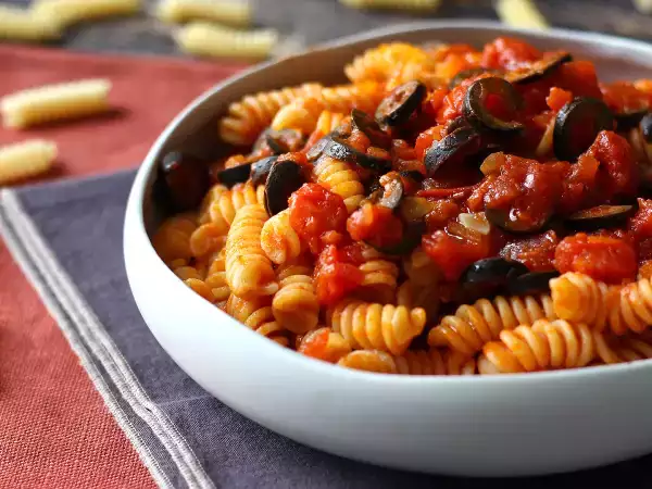Ingen tid til at lave mad? 9 nemme og fantastiske pasta-ideer