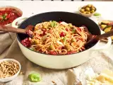 Artikler: Hvad der sker, når du koger pasta direkte i saucen, vil overraske dig