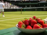 Artikler: I Wimbledon taler alle om sommerens mest omtalte jordbær: her er grunden til, at emnet er blevet så populært