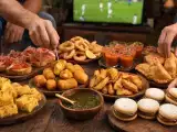Artikler: Til finalen mellem Spanien og Argentina kan du forberede en aperitif, der kombinerer fem typiske specialiteter fra hvert land