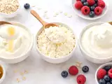 Artikler: Skyr, hytteost eller græsk yoghurt: Så meget protein, fedt og kalorier indeholder hver - oversigt