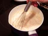 Artikler: Béchamelsauce, der er for tynd: Sådan redder du den uden at få klumper