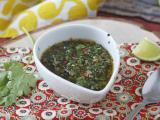 Opskrift Chimichurri-sauce: det perfekte touch til dine stege og grillaftener.