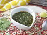 Opskrift Chimichurri-sauce: det perfekte touch til dine stege og grillaftener.
