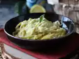 Opskrift Cremet pasta med courgetter og græsk yoghurt